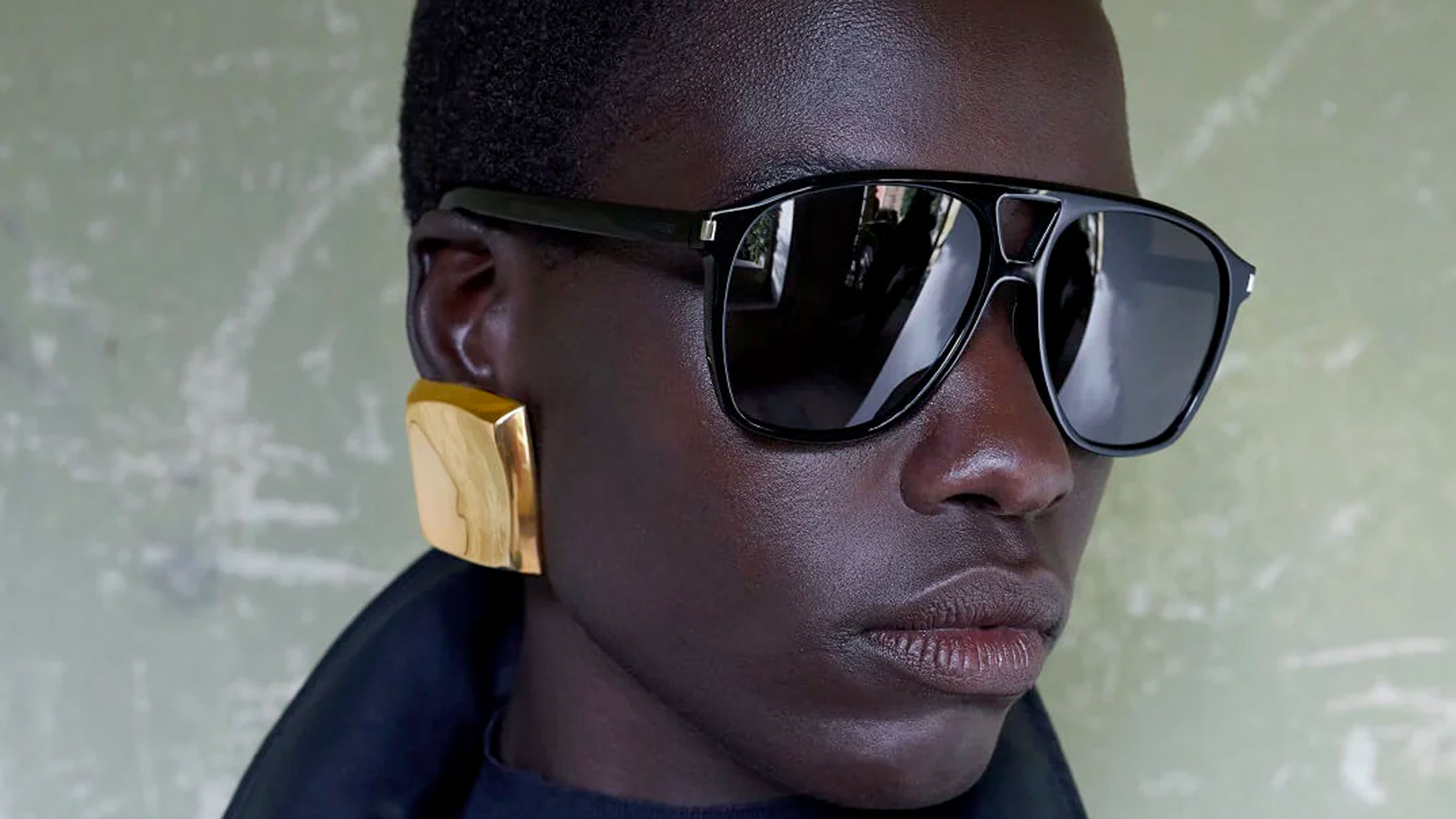 How to Choose the Perfect Pair of Yves Saint Laurent Eyewear Seaview